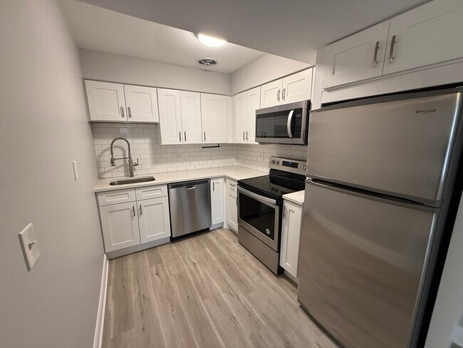 Foto del edificio - 744 W Gordon Terrace