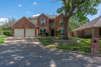 Building Photo - 6001 Pinwood Cir