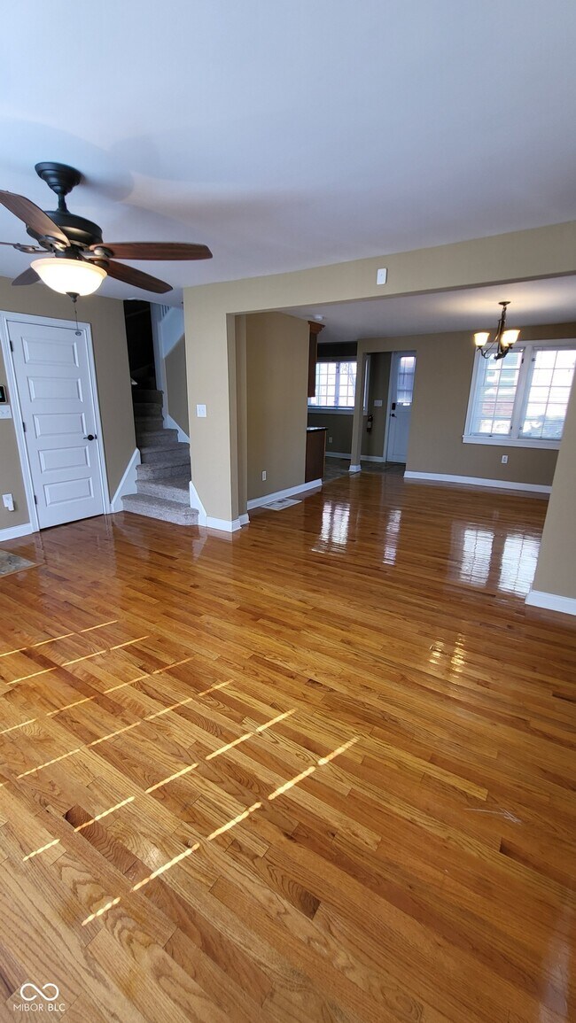 Foto del edificio - 1924 N Talbott St