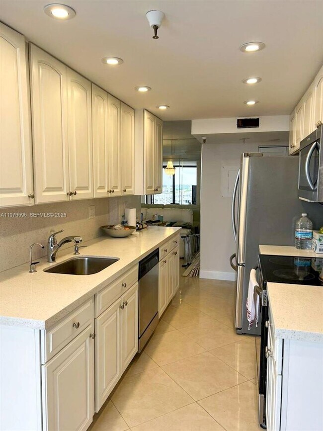 Foto del edificio - 290 174th St St