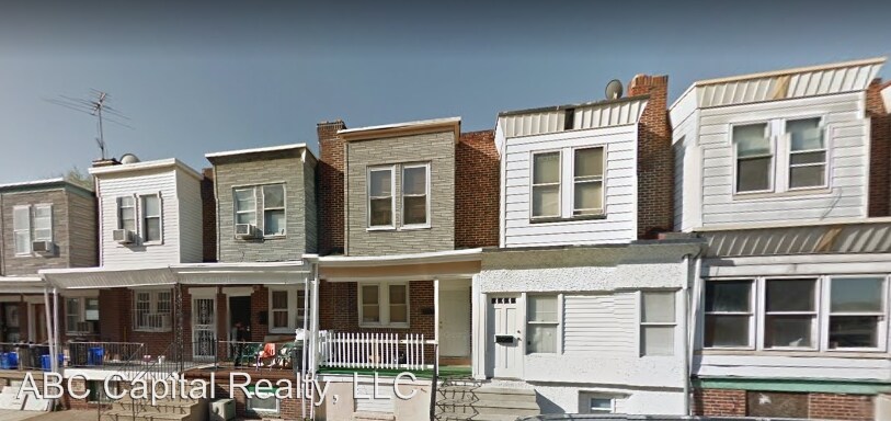 Primary Photo - 2552 S Holbrook St