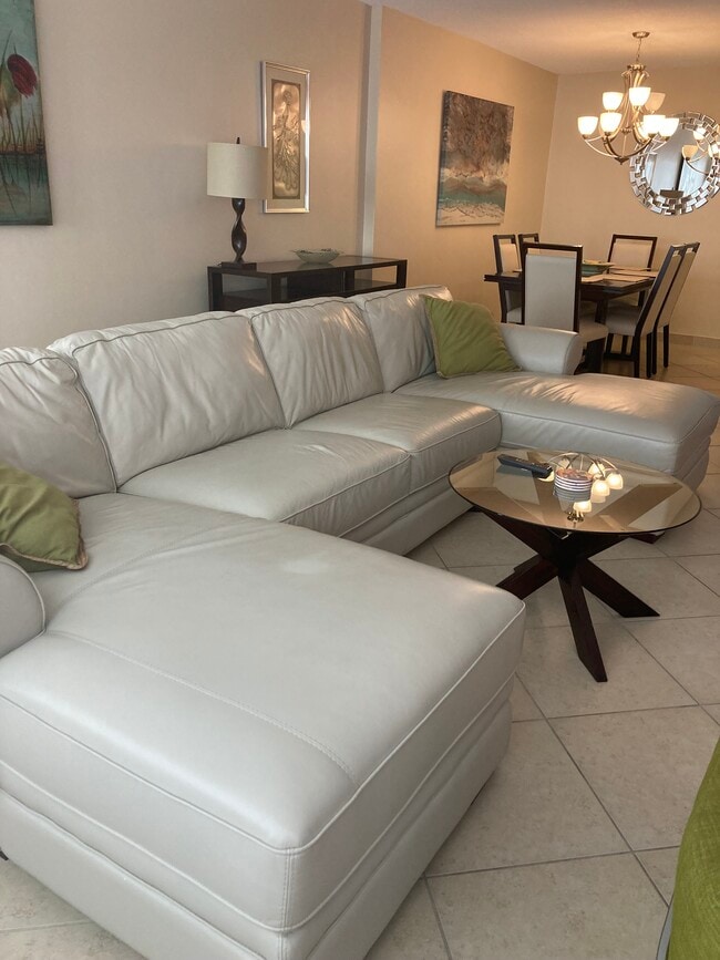 Foto del edificio - 4010 Galt Ocean Dr