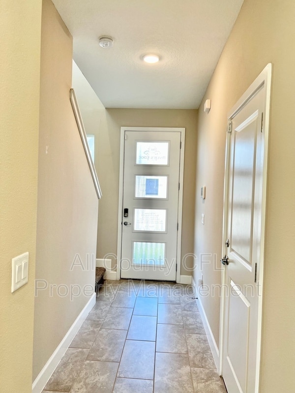 Building Photo - 1402 Captiva Cv