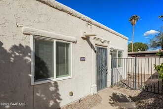 Building Photo - 1417 E Fort Lowell Rd