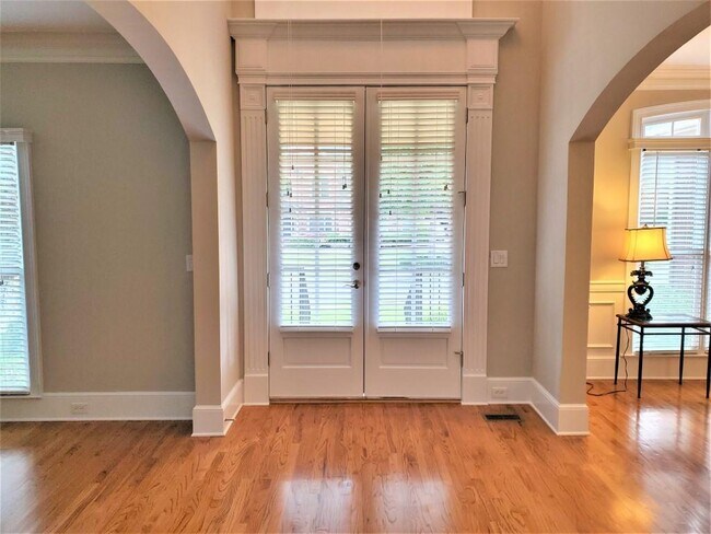 Foto del edificio - 3287 Birkdale Ave