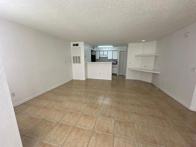 Building Photo - 2210 Grand Cayman Ct