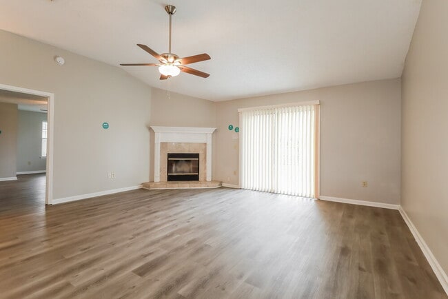 Building Photo - 3402 Westfield Dr