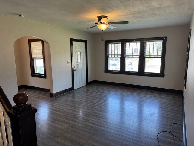Foto del edificio - 753 S Hillside St