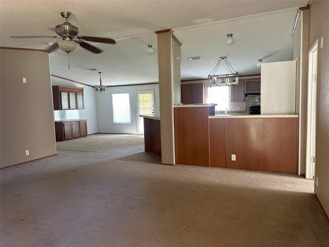 Building Photo - 89 Pine Oak Ln