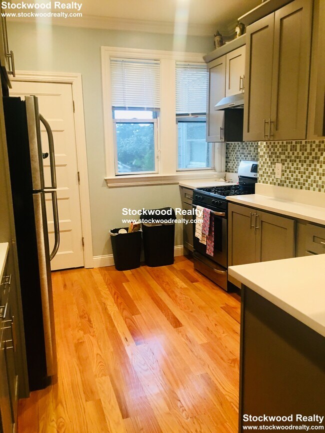 Foto del edificio - 935 Dorchester Ave