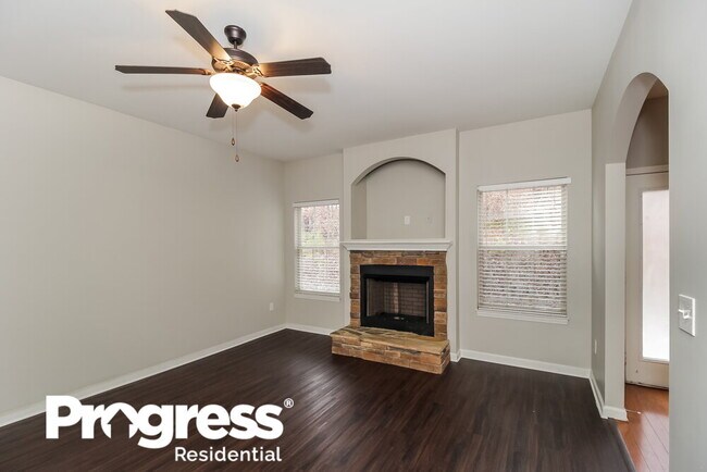 Building Photo - 121 Bethany Manor Dr