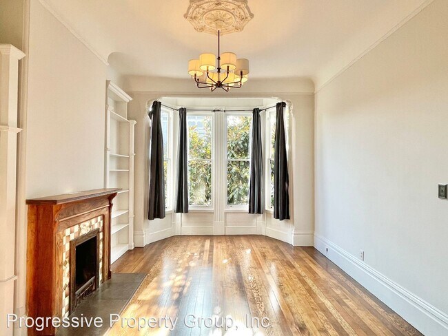 Building Photo - 3 br, 1.5 bath House - 2082 Golden Gate Av...