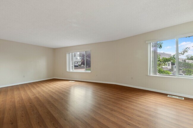 Building Photo - 3915 Covington Way