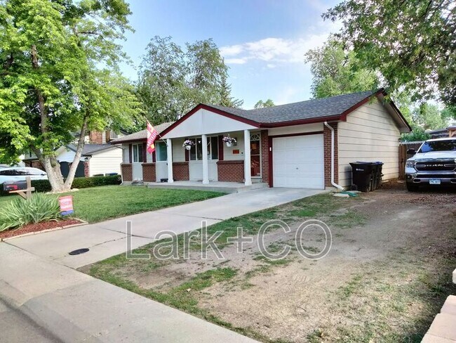 Building Photo - 6954 W 74th Pl