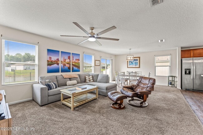 Foto del edificio - 11529 Stickleback Ln