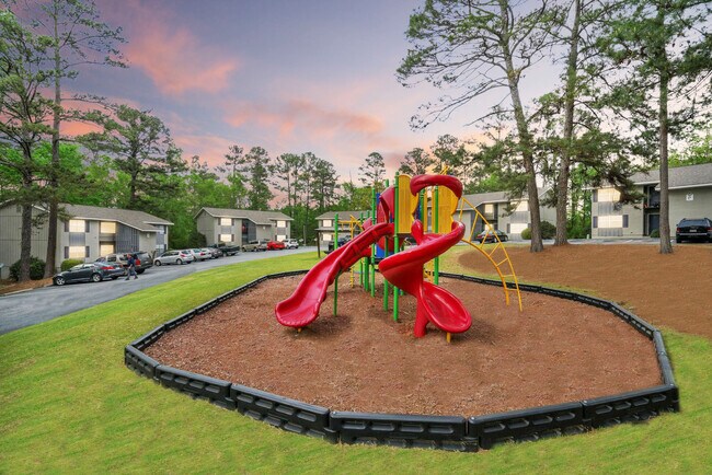 ¡Área de juegos para niños - Hancock Ridge Apartments