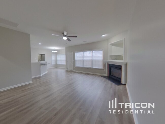Foto del edificio - 117 Rolling Oak Dr