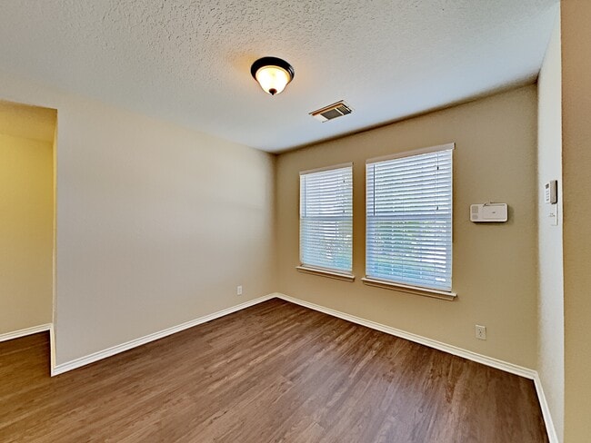 Foto del edificio - 603 Gable Point