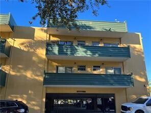 Foto del edificio - 1975 NE 135th St