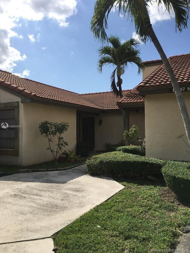 Building Photo - 15257 SW 46th Ln  F-70 Miami Fl 33185