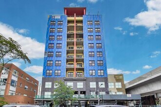 Building Photo - 1122 W Catalpa Ave