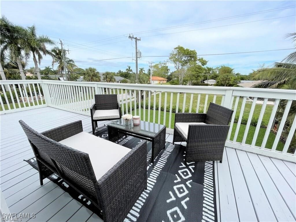 Foto principal - 803 104th Ave N