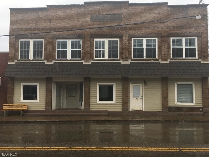 Primary Photo - 118 E High St