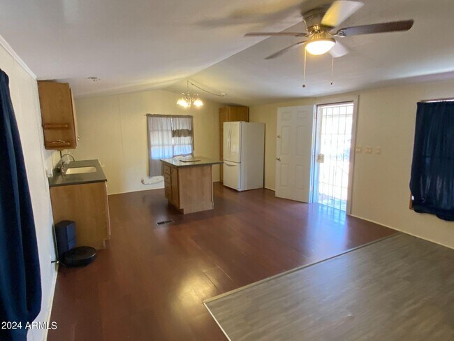 Foto del edificio - 33401 N 224th Ave