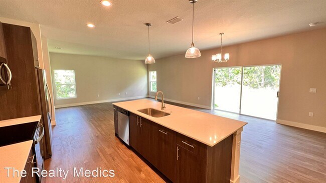 Foto del edificio - 4 br, 2 bath House - 150 Hillsborough Ave NW