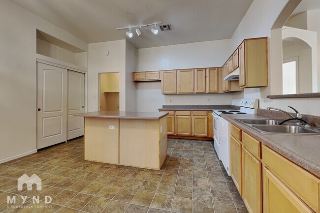 Foto del edificio - 21627 N 89th Dr