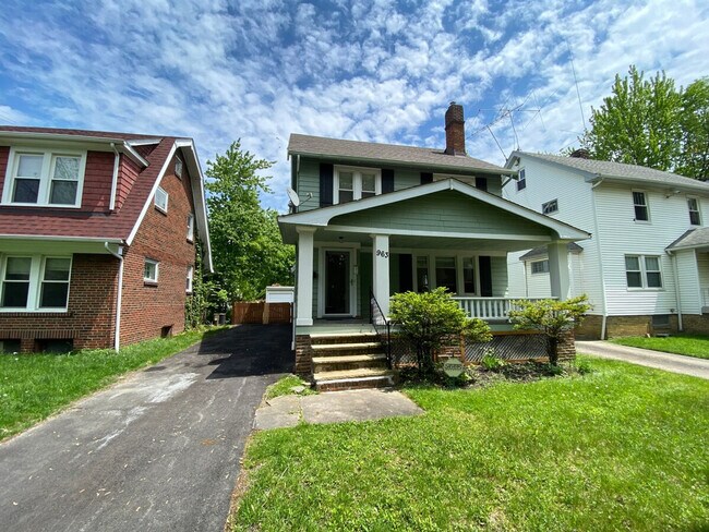 Building Photo - 2334 Noble Rd