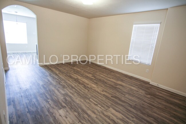 Building Photo - 6123 Peaceful Ridge Dr