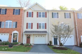 Building Photo - 2919 Diamond Spring Ln