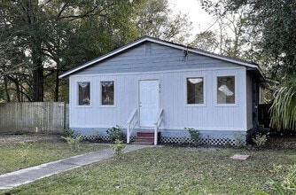 Building Photo - 5910 Droad St