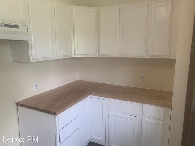 Foto del edificio - 4 br, 1 bath House - 190 Nebraska