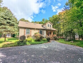 Building Photo - 251 Petrarch Trail