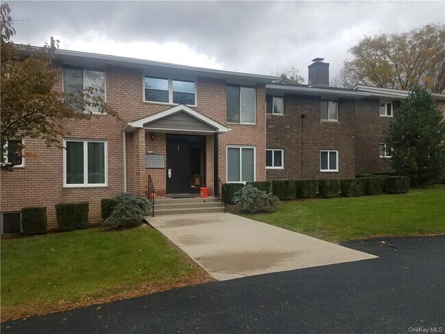 Building Photo - 1 Barnett Dr