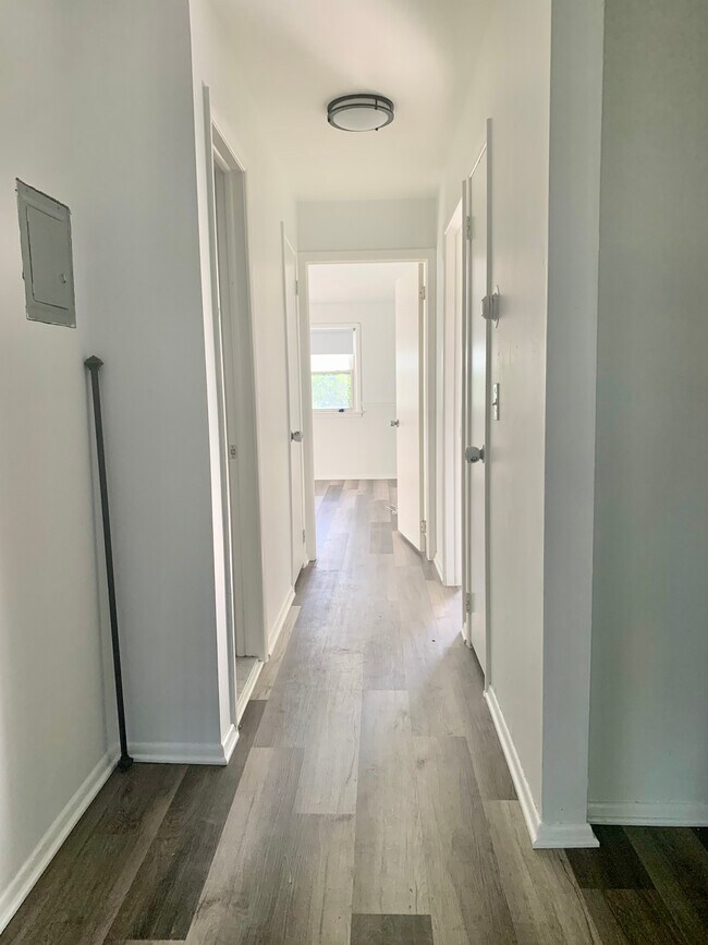 Foto del edificio - 54 Whitaker Pl