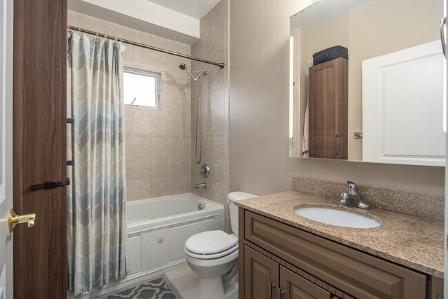 Building Photo - 6120 Fillmore Pl