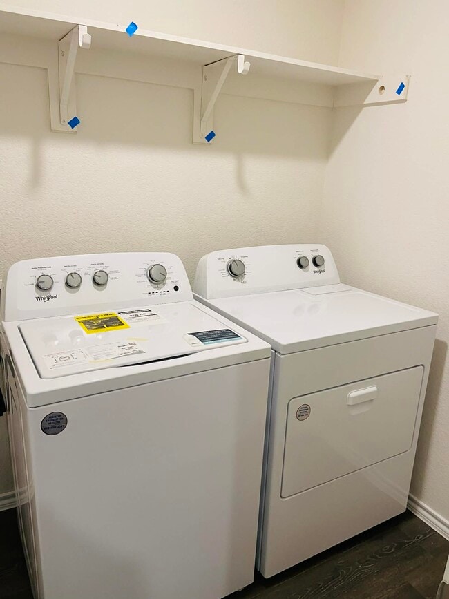 Laundry - 305 Ginger Ave