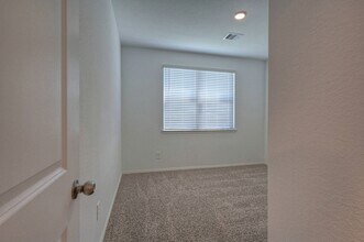 Building Photo - 31603 Zoe Pt