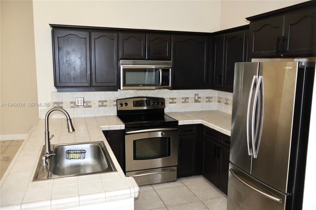 Foto del edificio - 1521 NW 105th Ave