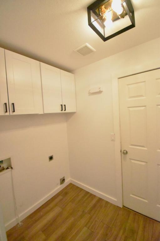 Building Photo - 2604 Pebble Way