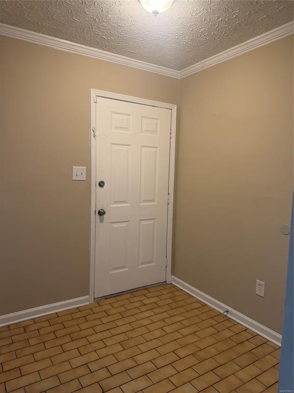 Building Photo - 1206 Kingston Green Dr