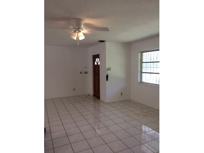 Building Photo - 16030 Derby Dr E