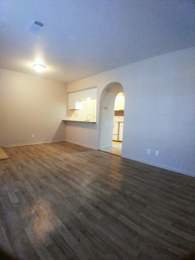 Primary Photo - 138 W Pattillo Rd