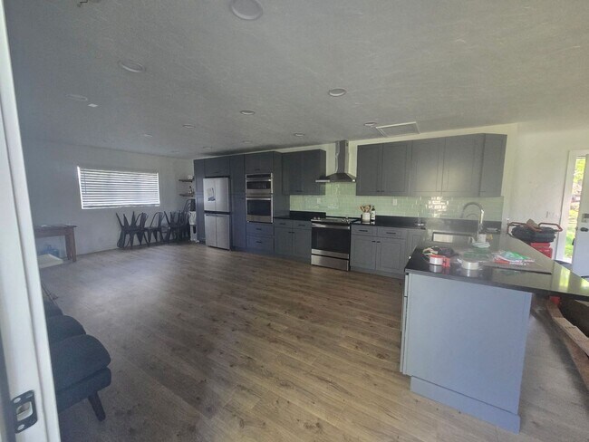 Foto del edificio - Renovated Grand Lake Home - Coming Soon