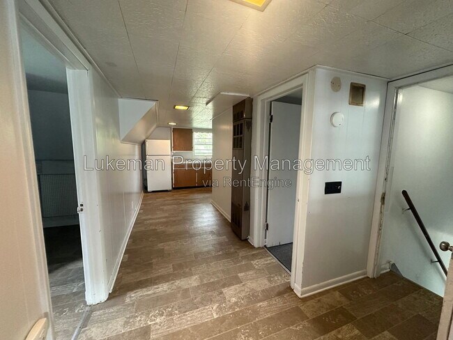 Foto del edificio - 806 W Cedar St