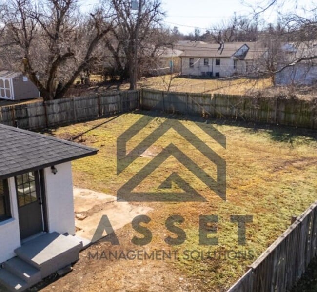 Building Photo - 3 Bedroom Rent to Own Home Available!