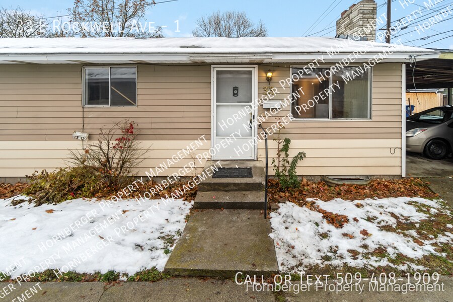 Primary Photo - 33 E Rockwell Ave